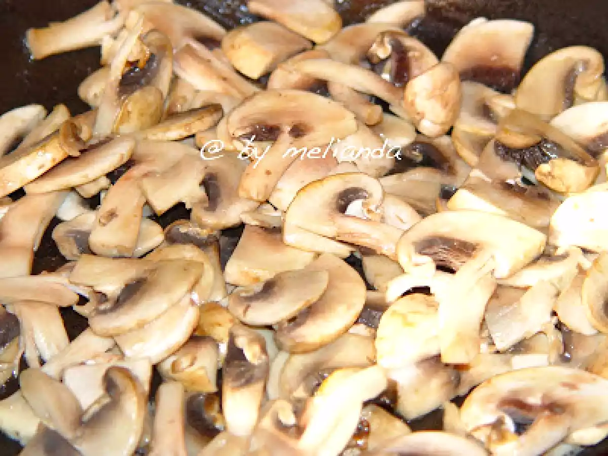 Ciuperci la tigaie - poza 3