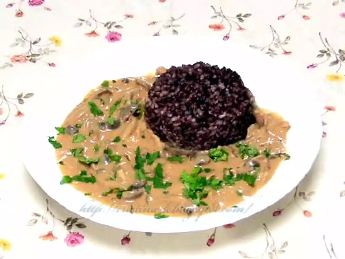 Ciuperci Stroganoff de post