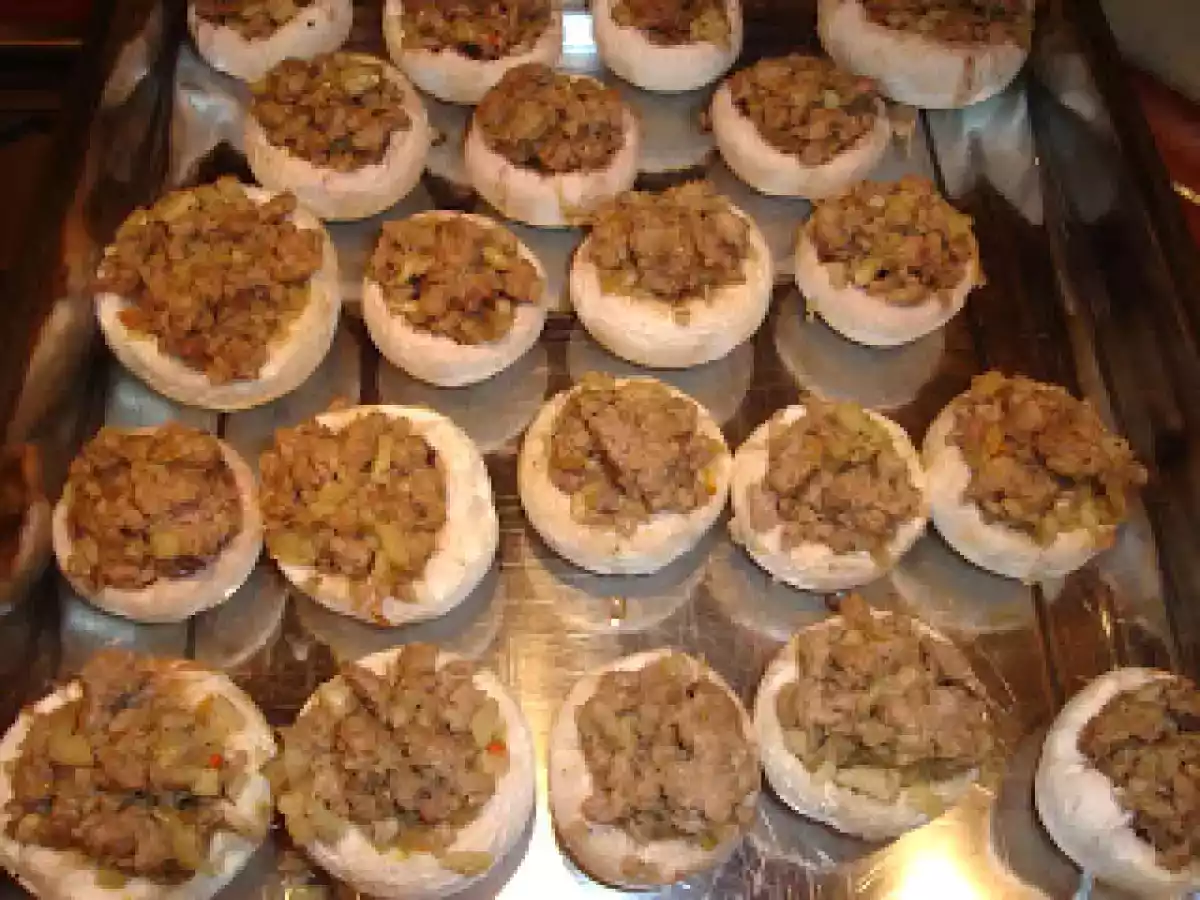 Ciuperci umplute cu carne - poza 7