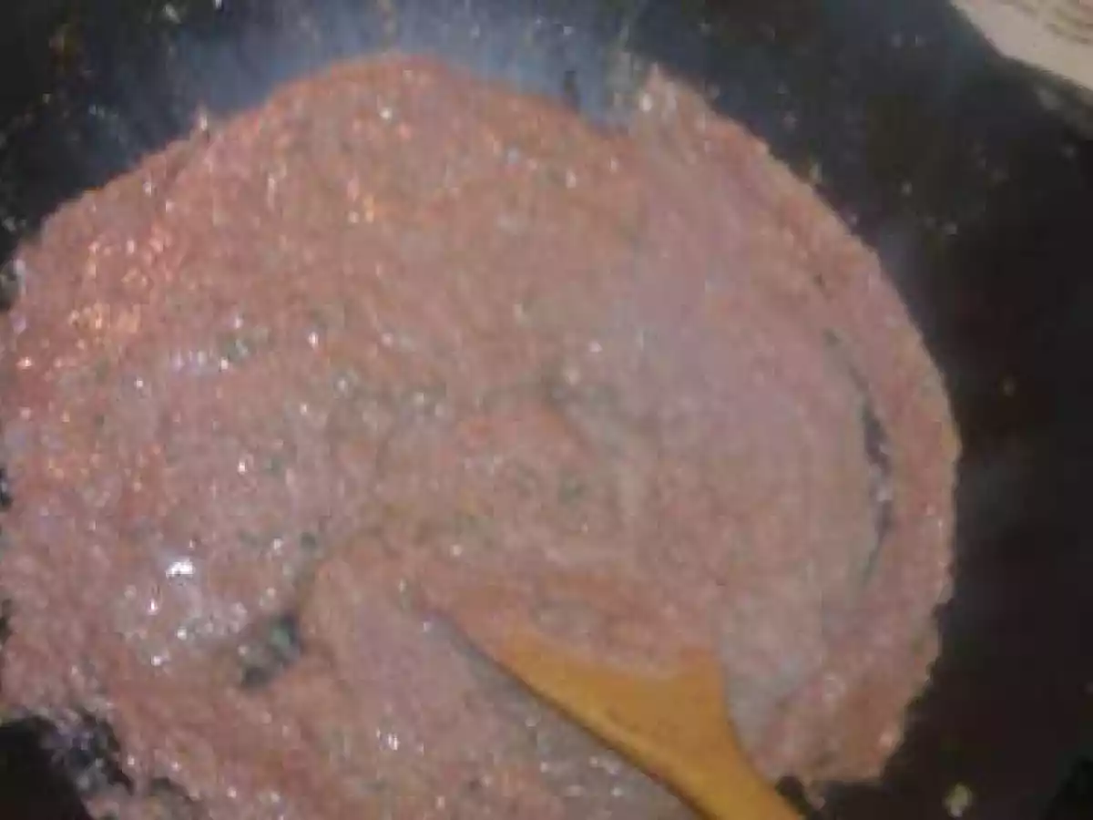 Ciuperci umplute cu ficatei de pasare la cuptor - poza 2