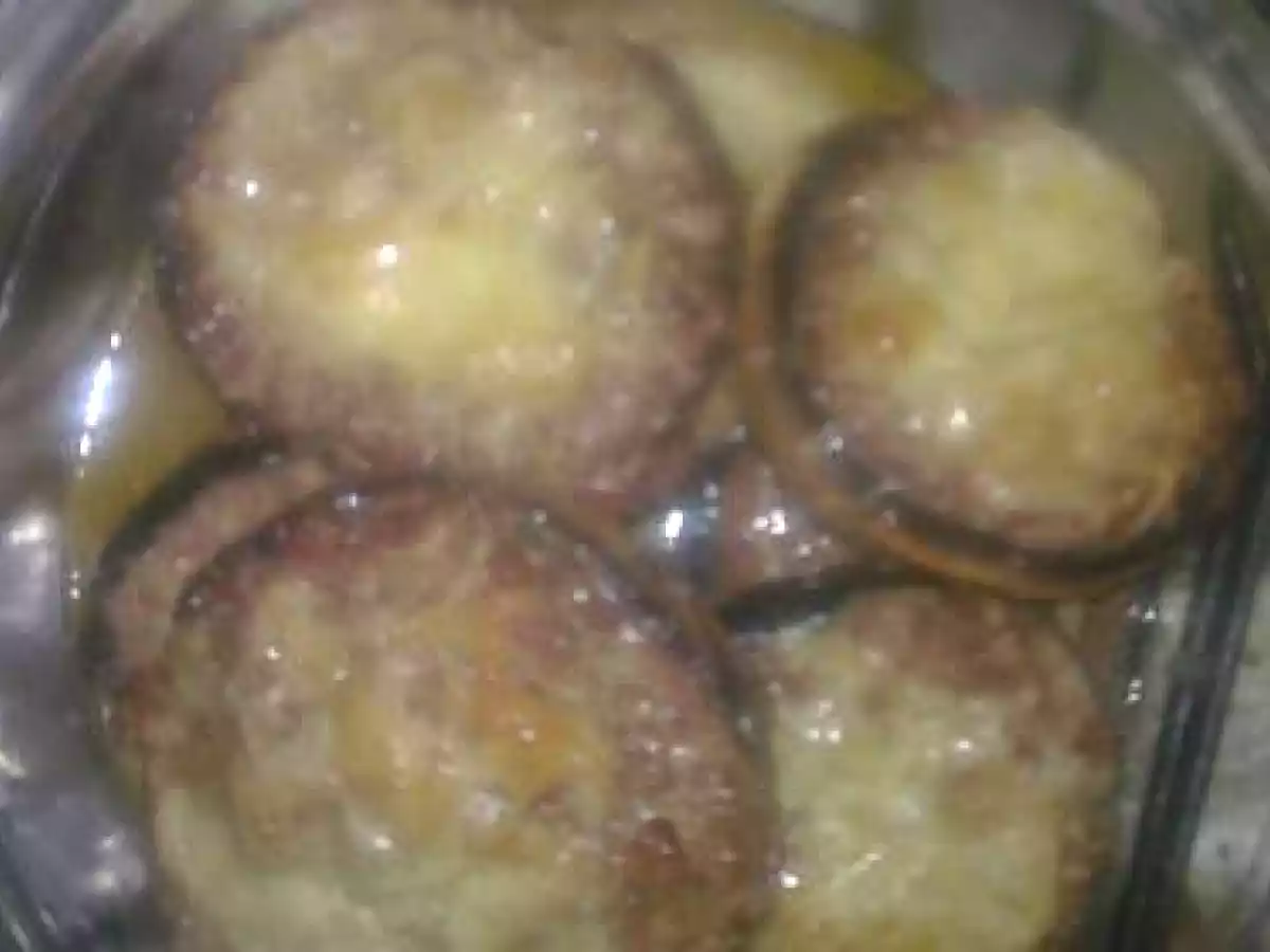 Ciuperci umplute cu ficatei de pasare la cuptor - poza 3