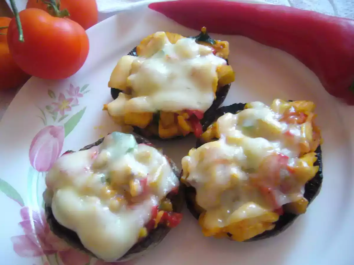 Ciuperci umplute cu piept de pui - poza 3