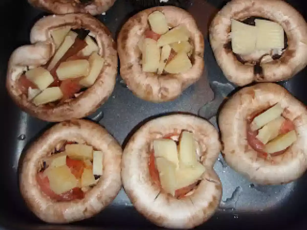 Ciuperci umplute cu somon si cascaval - poza 2