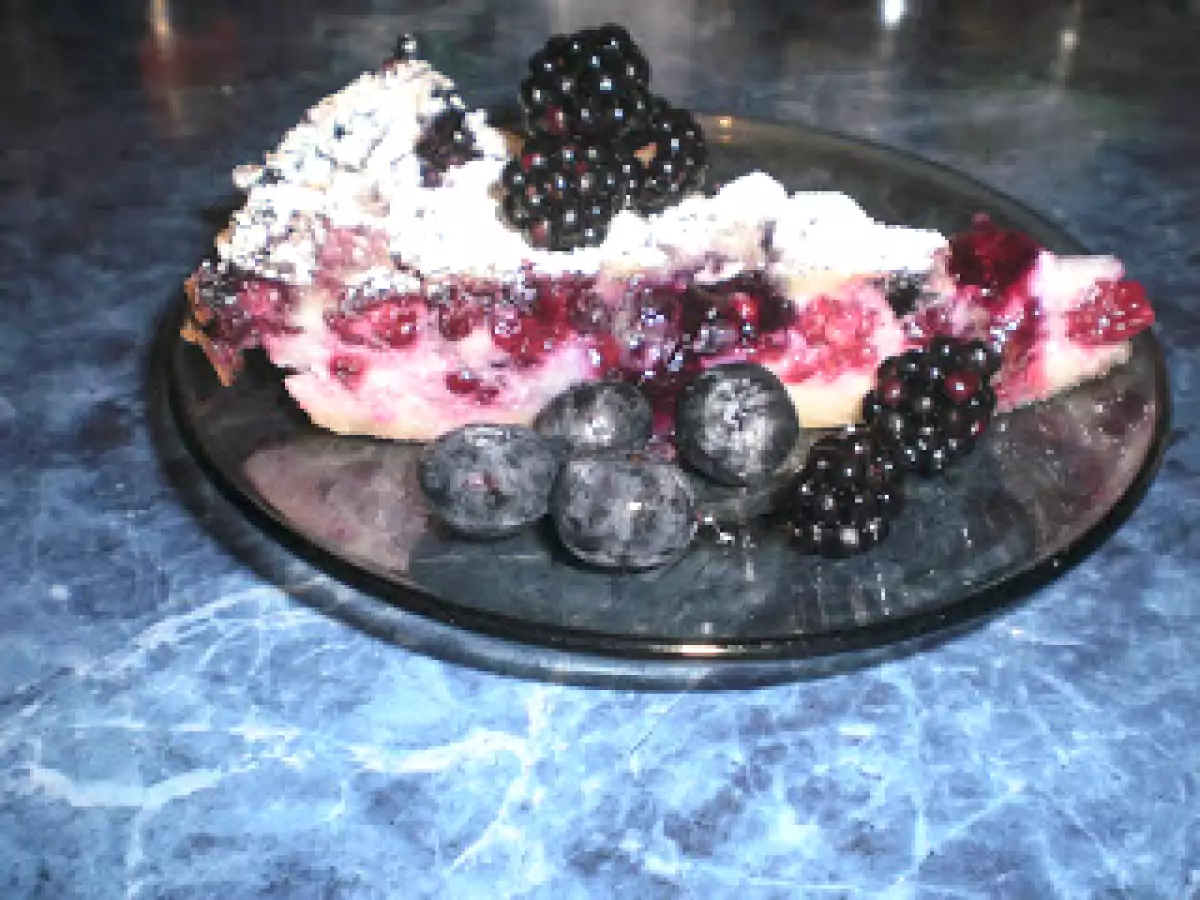 Clafoutis cu mure si afine - poza 2