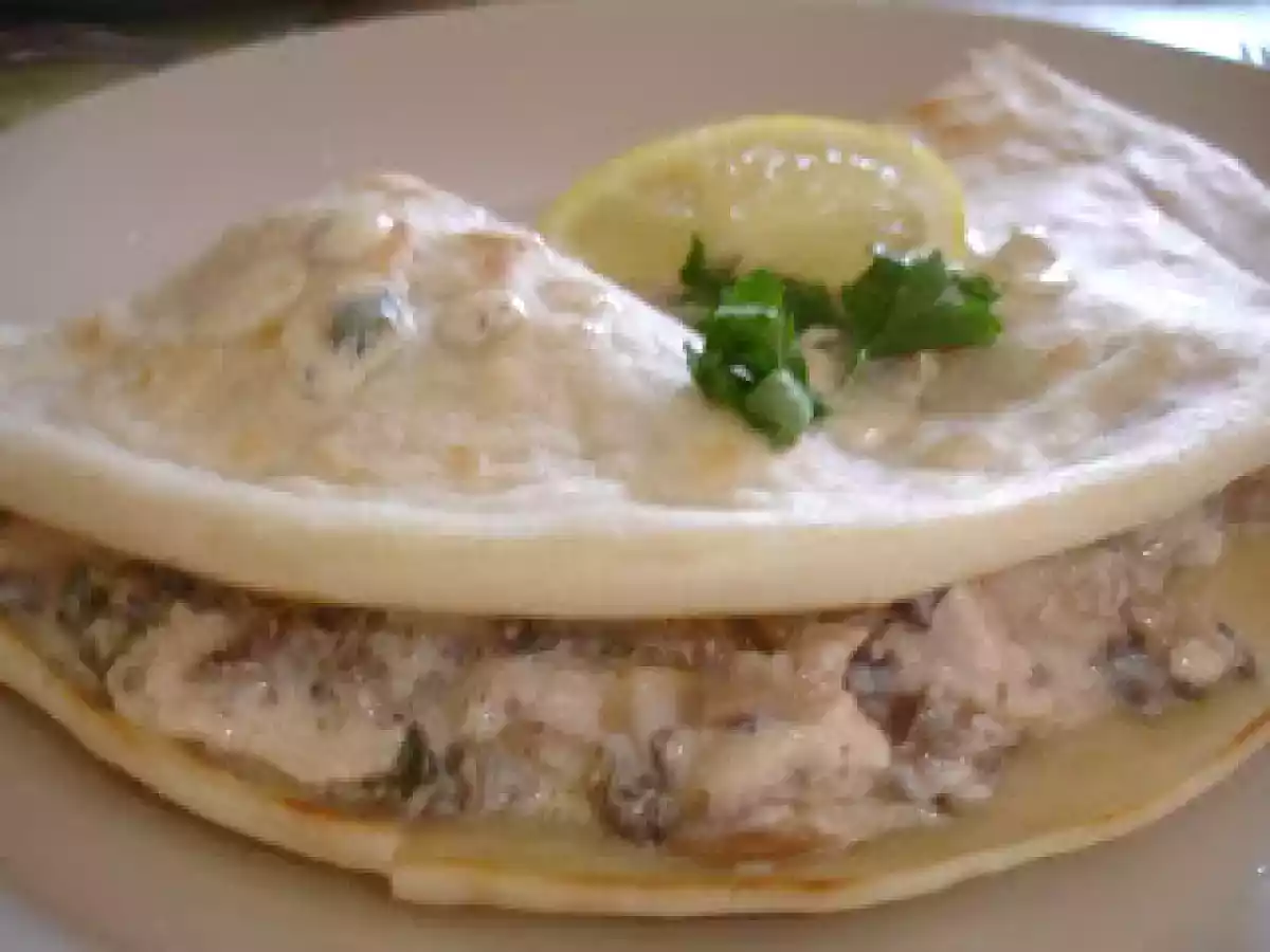 Clatita cu piept de pui, smantana si ciuperci - poza 2