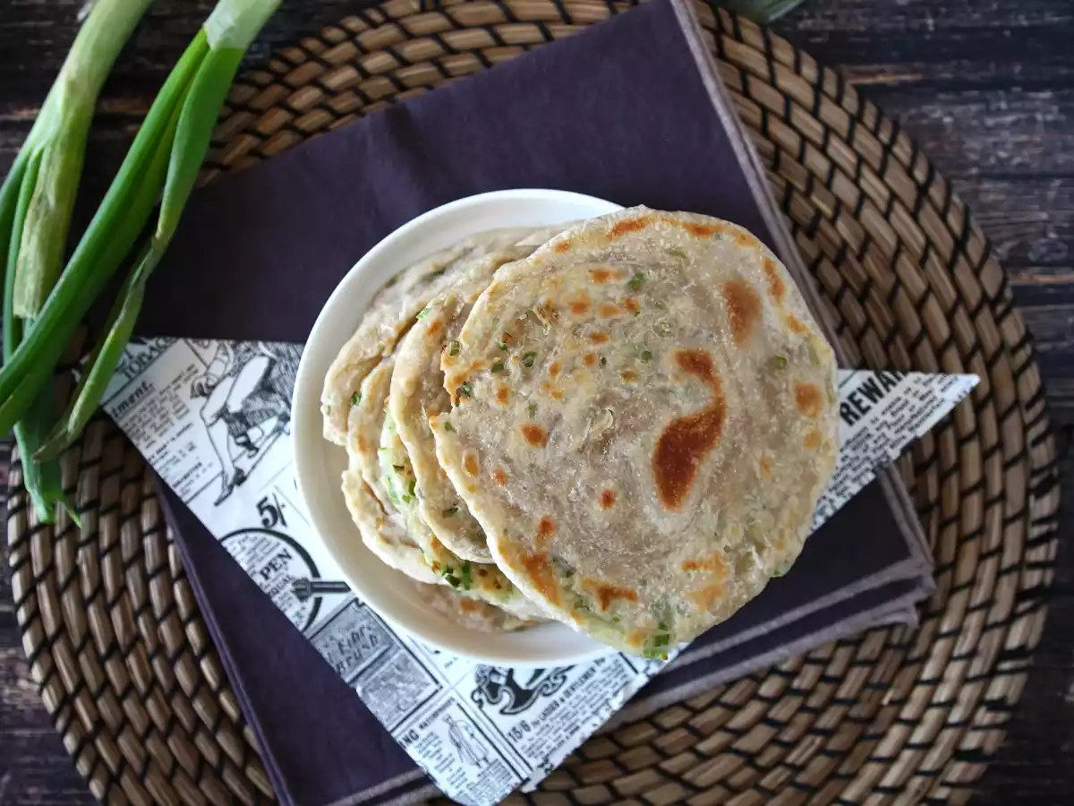 Clătite chinezești cu ceapă verde - Scallion pancakes - poza 5