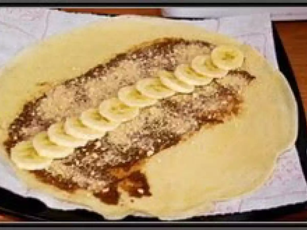 Clatite cu banane, biscuiti si ciocolata - poza 12