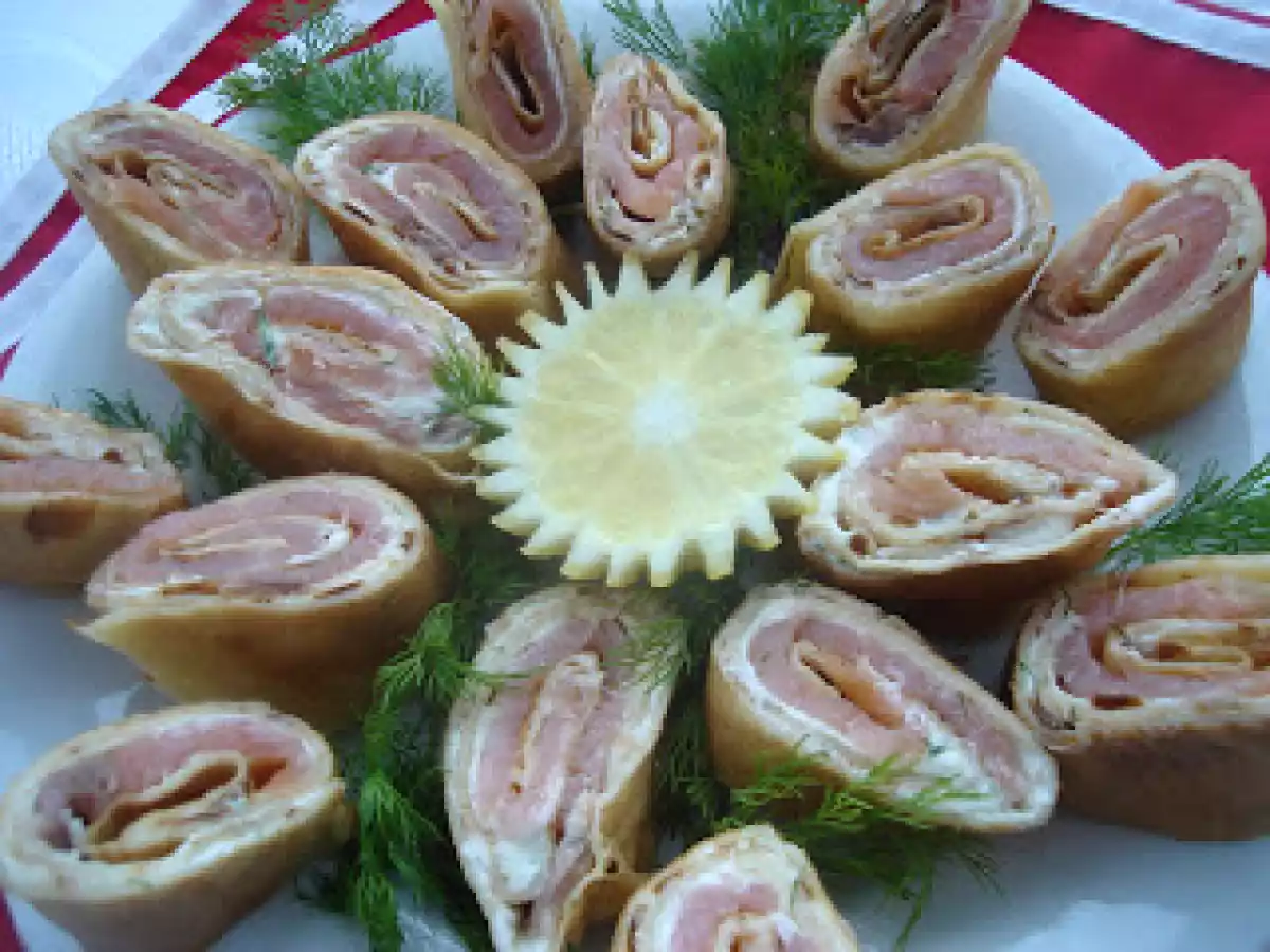 Clatite cu branza si somon afumat - poza 2