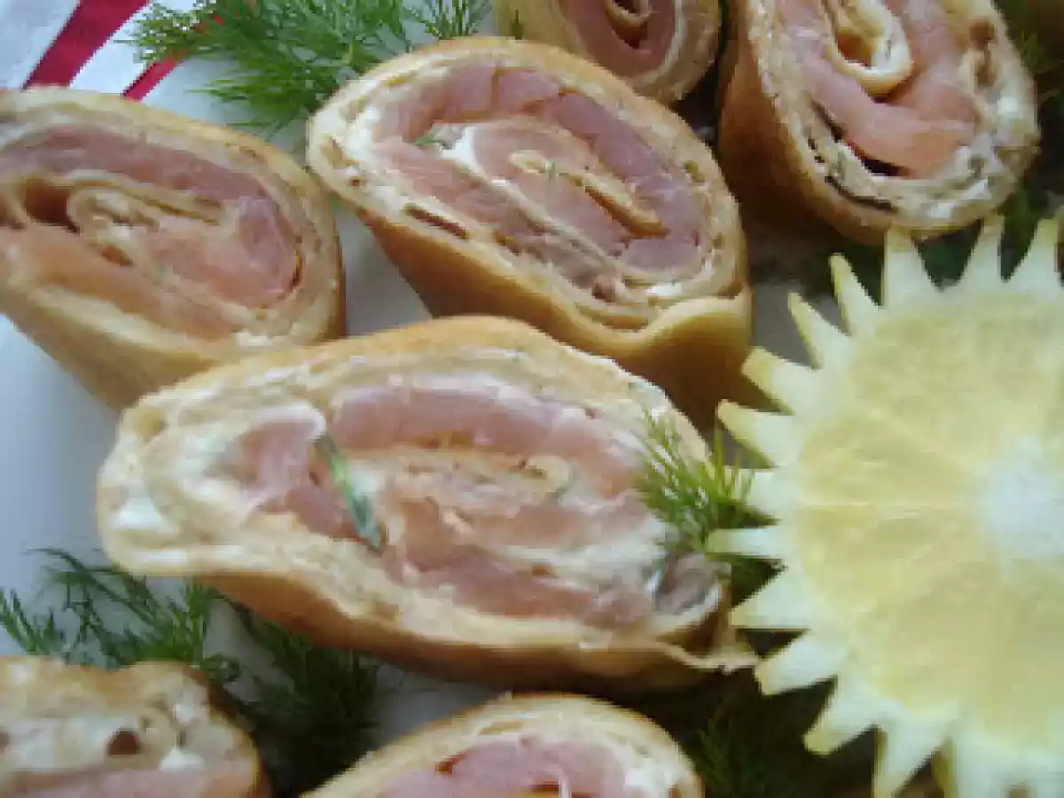 Clatite cu branza si somon afumat - poza 3