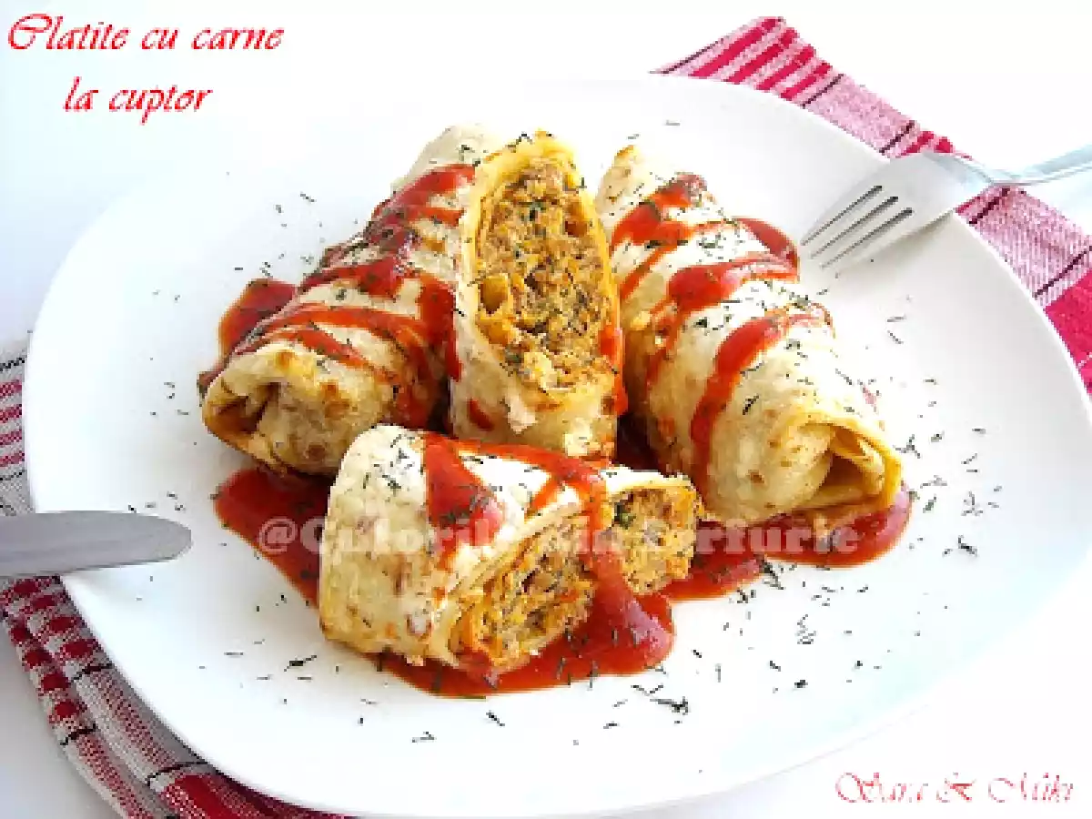 Clatite cu carne la cuptor