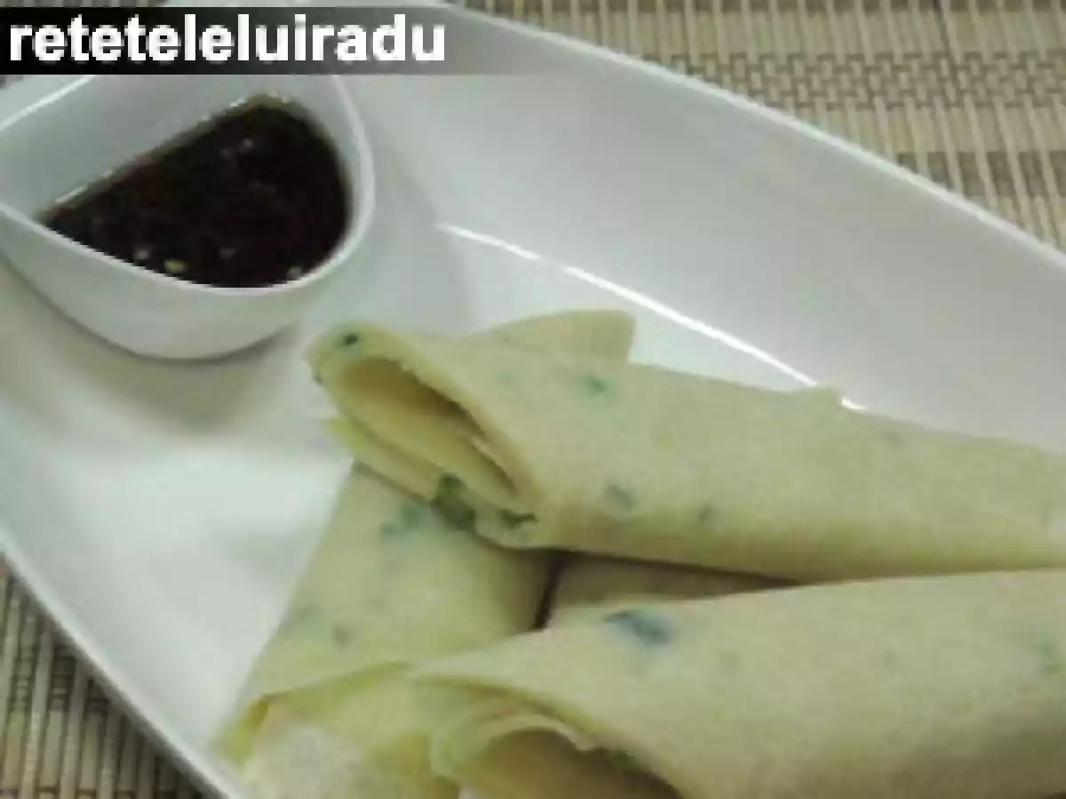 Clatite cu ceapa verde