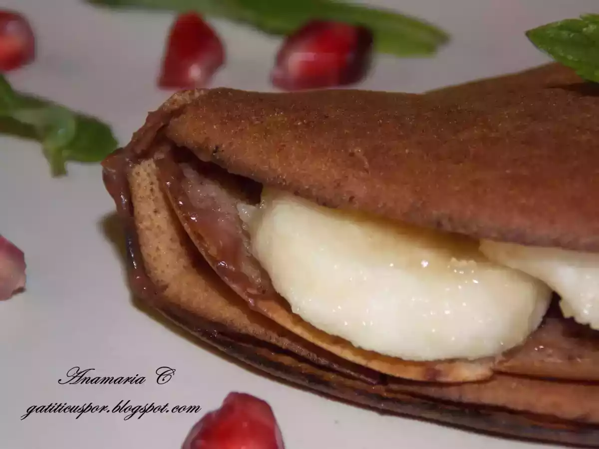 Clatite Cu Ciocolata Si Banane - poza 2