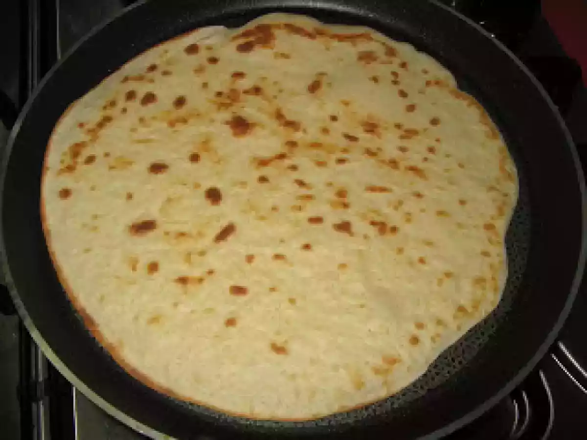 Clatite cu crema de vanilie - poza 15