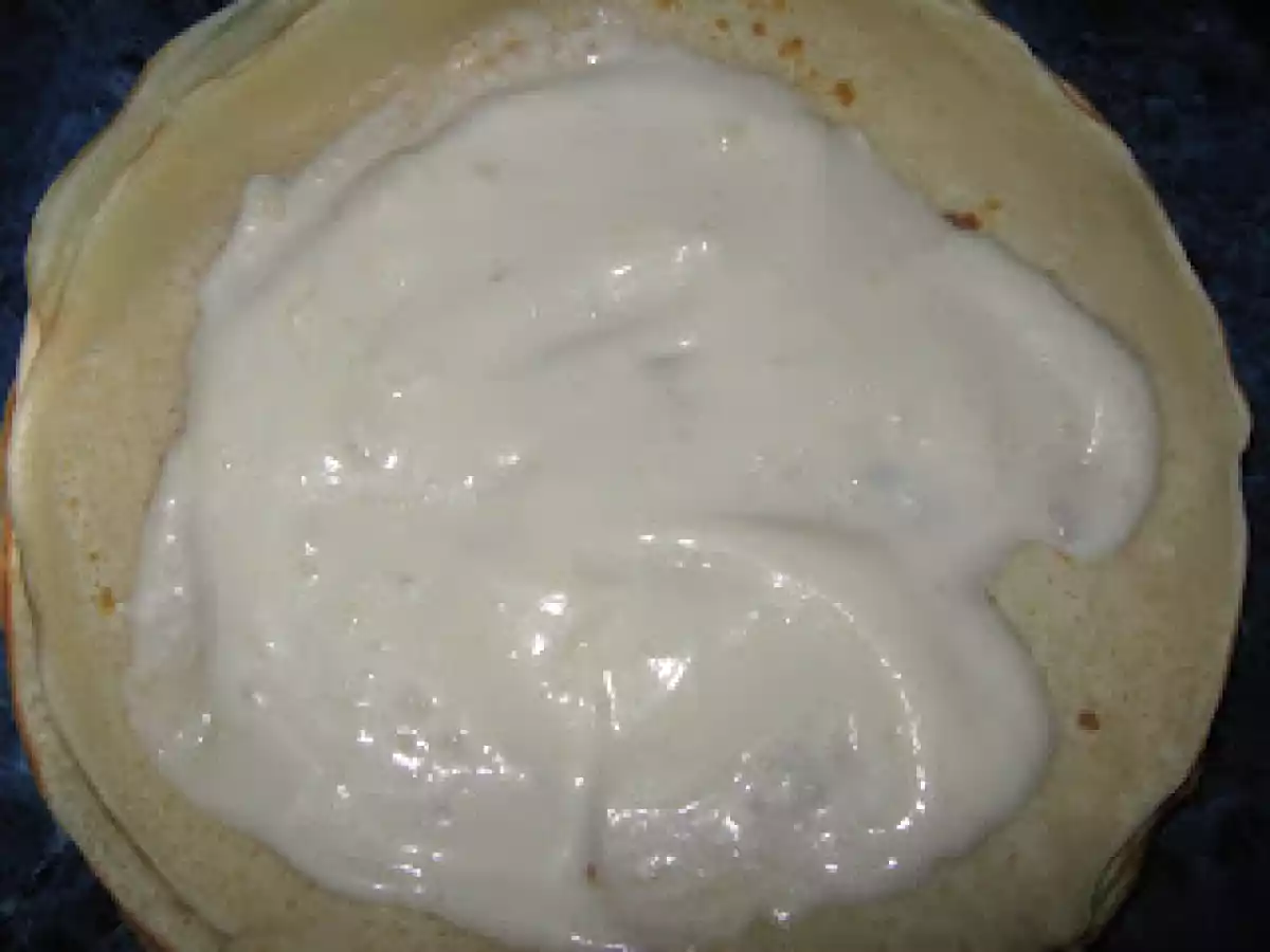 Clatite cu crema de vanilie - poza 17