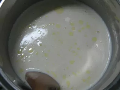 Clatite cu crema de vanilie - poza 9