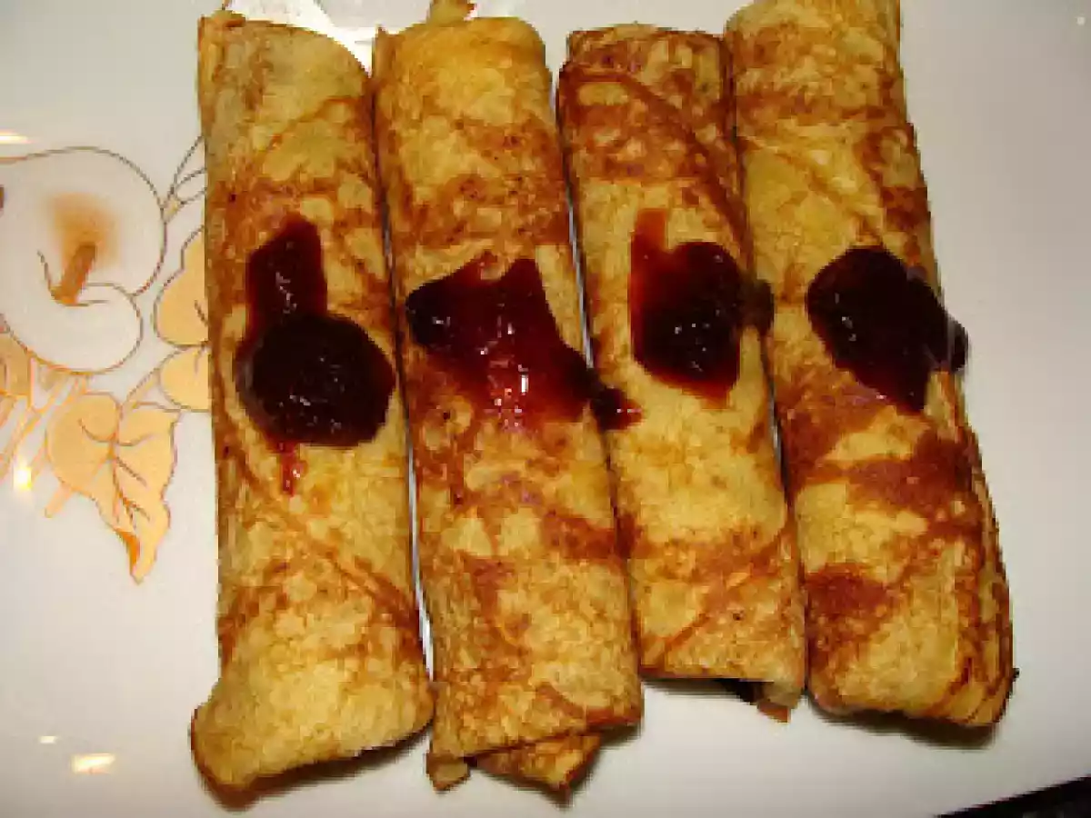 Clatite cu dulceata - poza 5