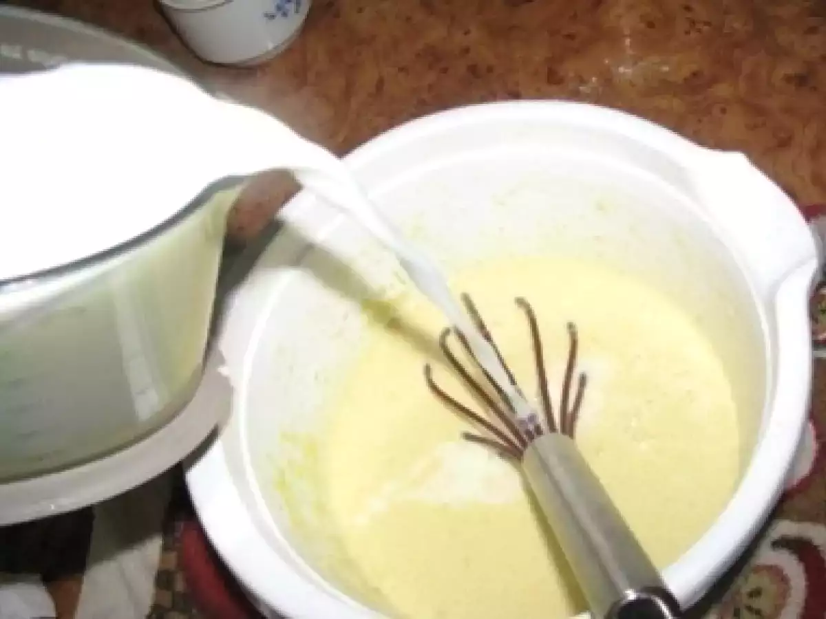 Clatite cu mere caramelizate si migdale crocante - poza 5