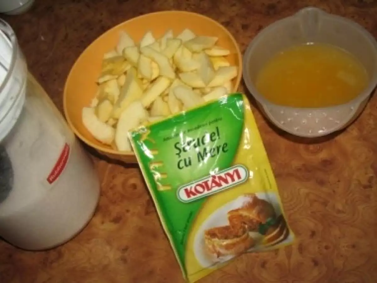 Clatite cu mere caramelizate si migdale crocante - poza 6