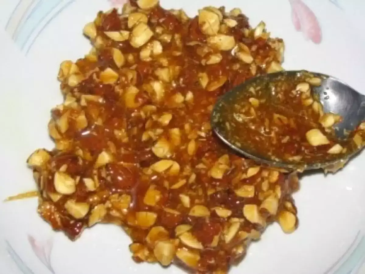 Clatite cu mere caramelizate si migdale crocante - poza 8