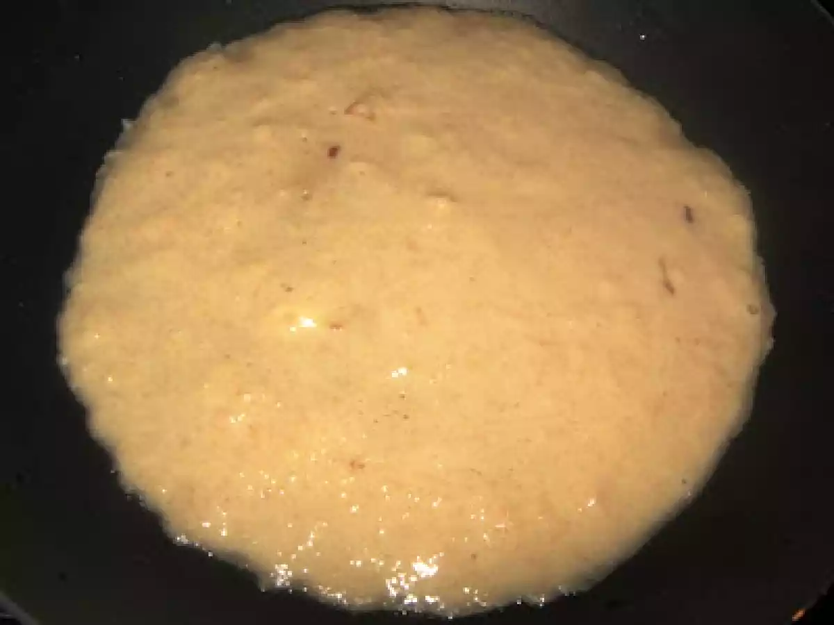 Clatite cu mere si gem de caise - poza 6