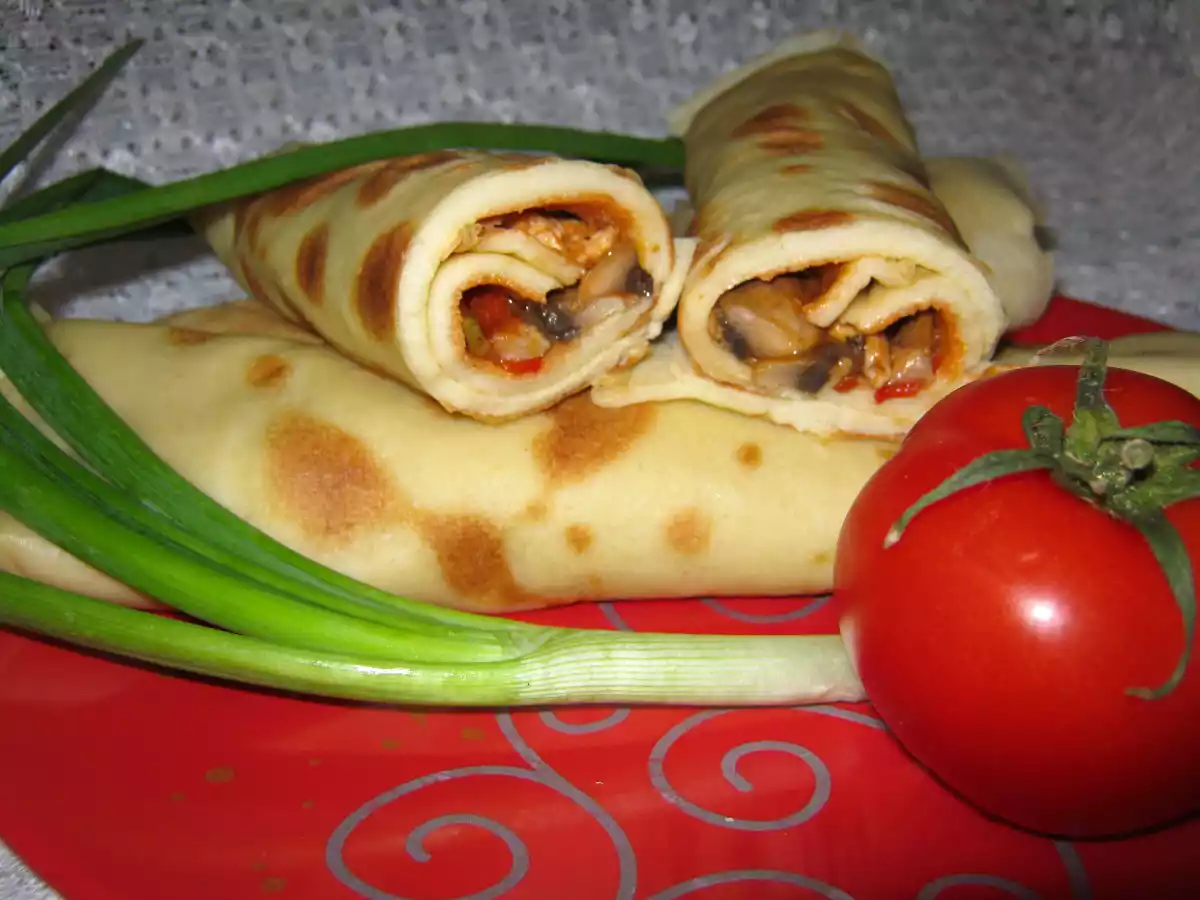 Clatite cu pui si legume