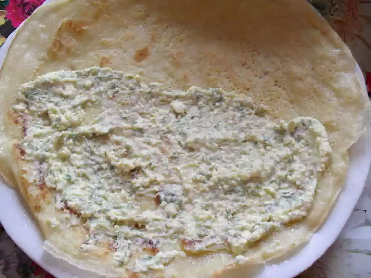 Clatite cu urda ca in Ardeal - poza 3