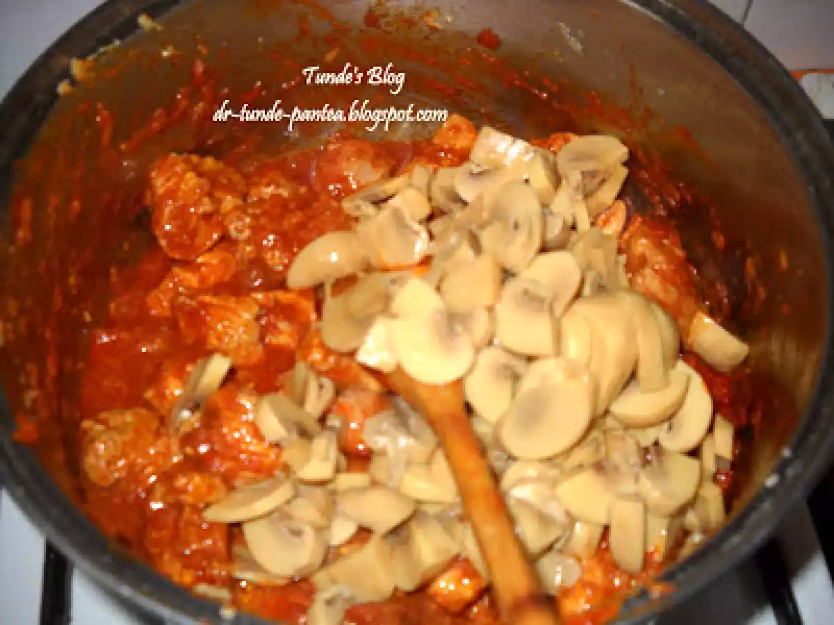 Clatite Hortobagy cu carne si ciuperci - poza 7