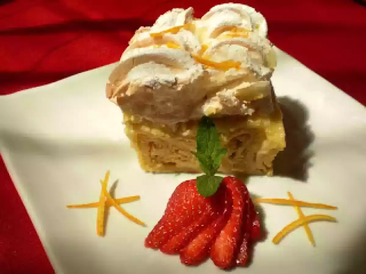 Clatite in sos de vanilie - poza 9