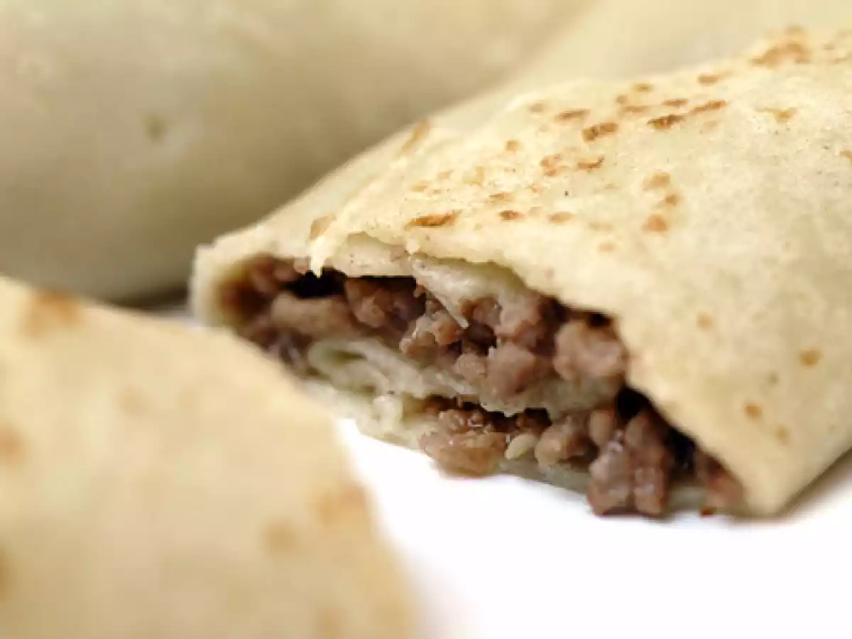 Clatite umplute cu carne