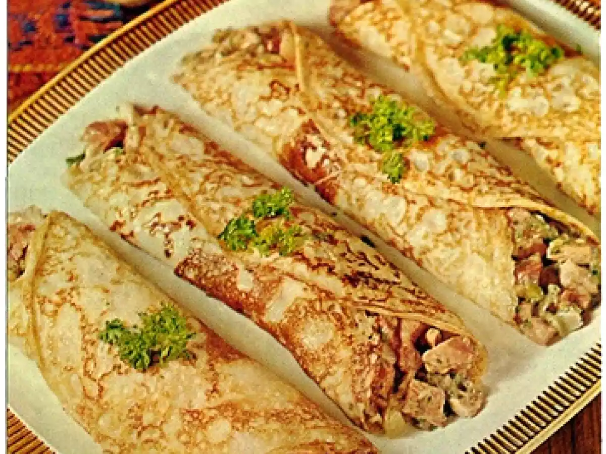 Clatite umplute cu ciuperci