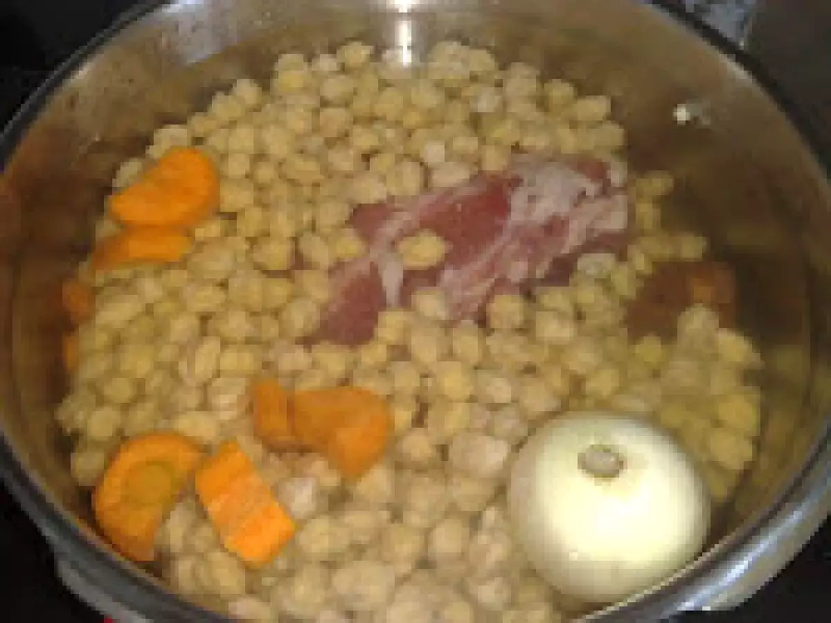 Cocido lebaniego (mâncare cu năut) - poza 5