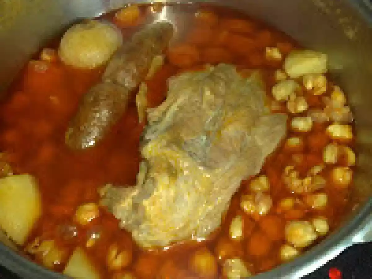 Cocido liebañego (mancare cu naut) - poza 6