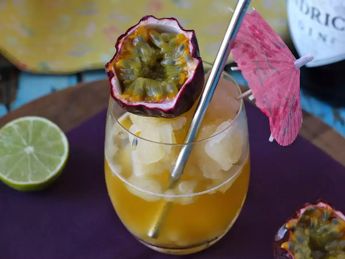 Cocktail cu granita de gin și fructul pasiunii, băutura răcoritoare a verii! - poza 5