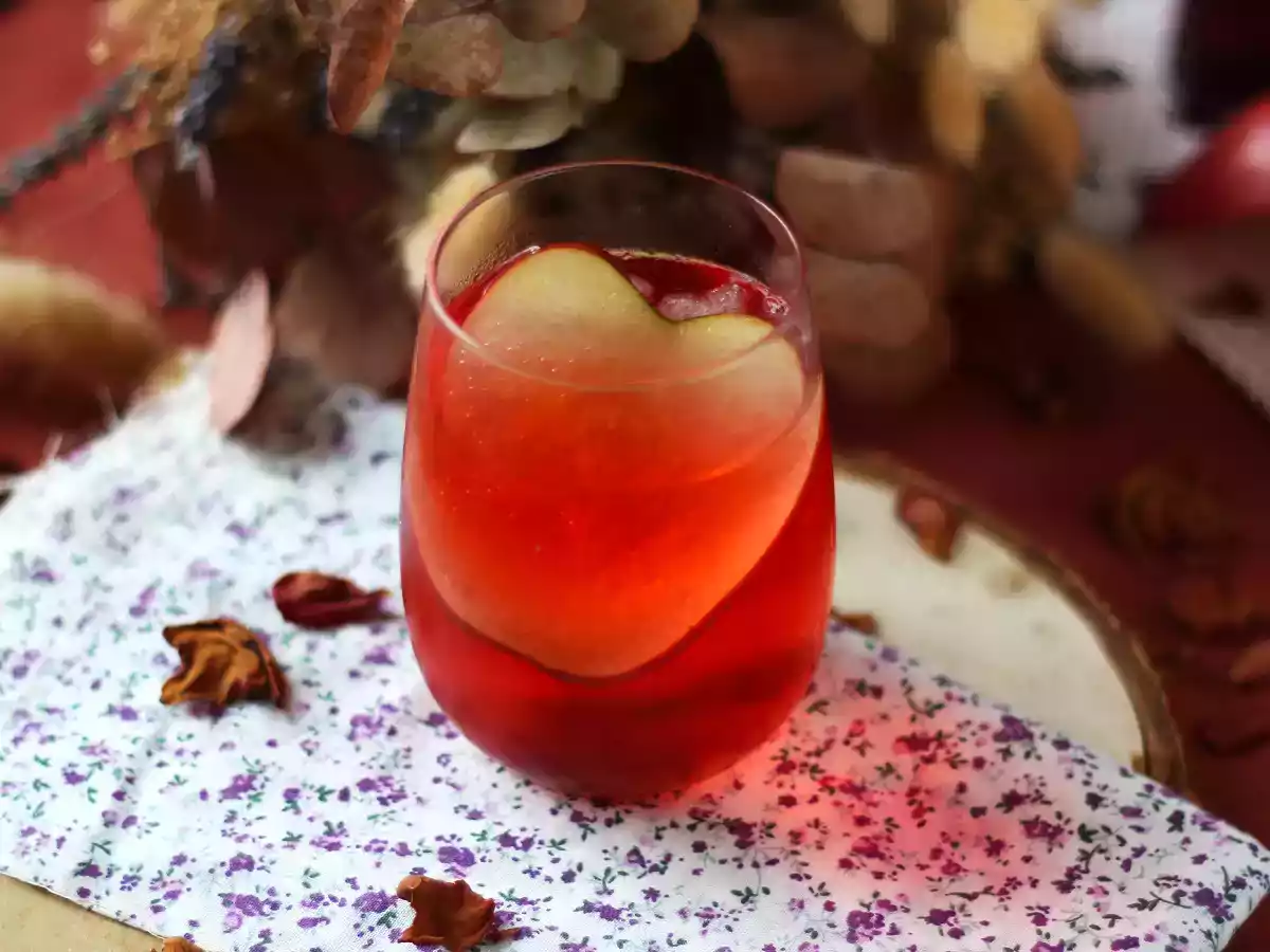 Cocktailul perfect pentru Ziua Îndrăgostiților, Cranberry Spritz!