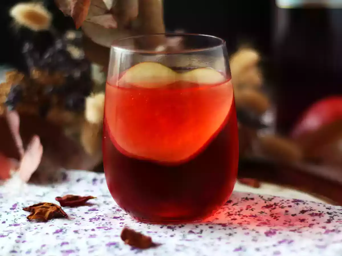 Cocktailul perfect pentru Ziua Îndrăgostiților, Cranberry Spritz! - poza 2