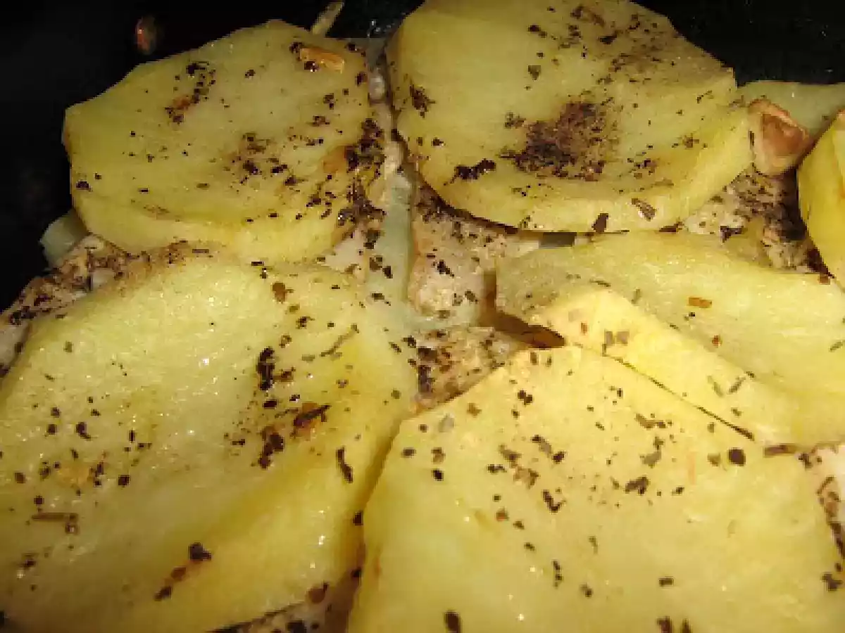 Cod file la cuptor intre doua straturi de cartofi - poza 2