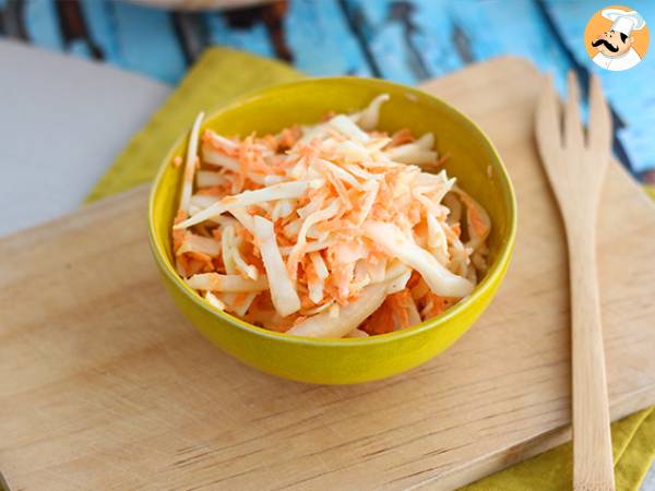 Coleslaw - salata de varza si morcov