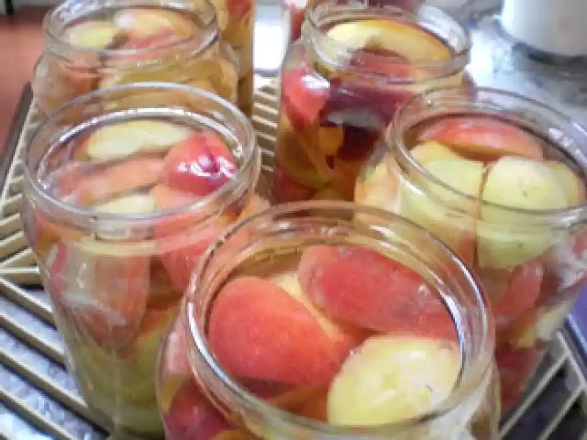 Compot de piersici - poza 3