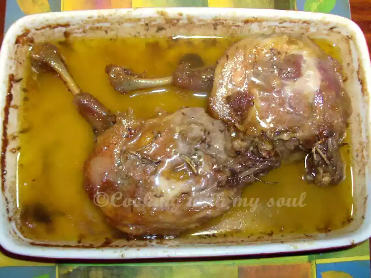 Confit de canard (Duck confit)