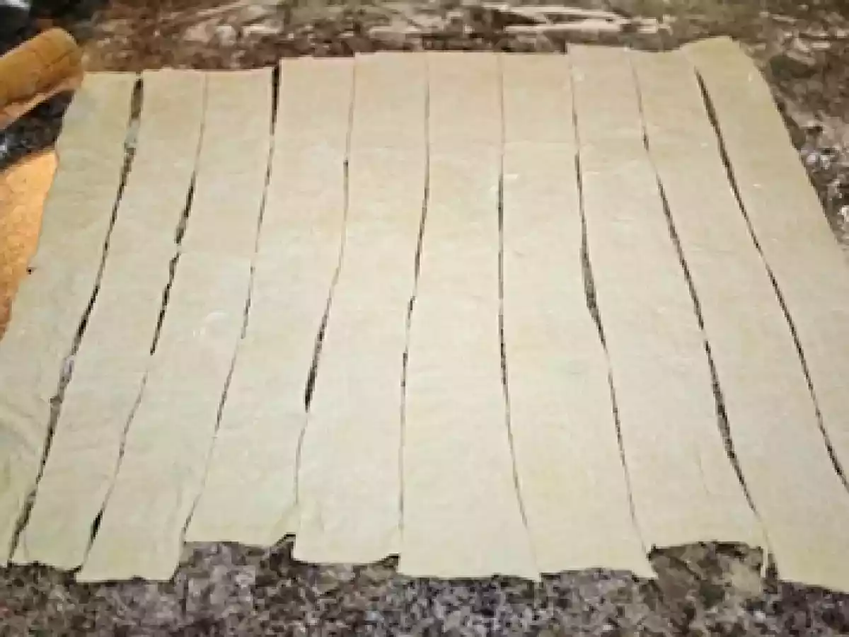 Cornetti cu crema de vanilie - poza 3