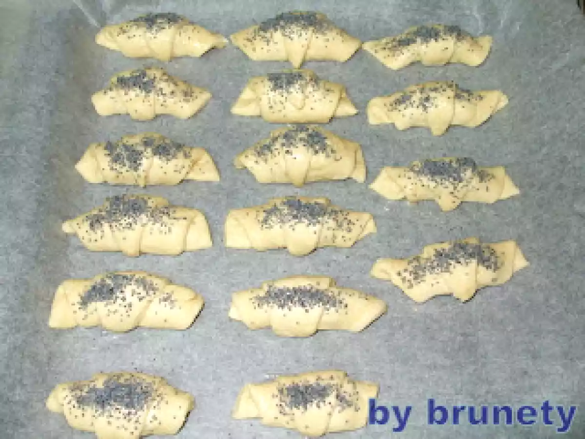 Cornulete cu cascaval - poza 15