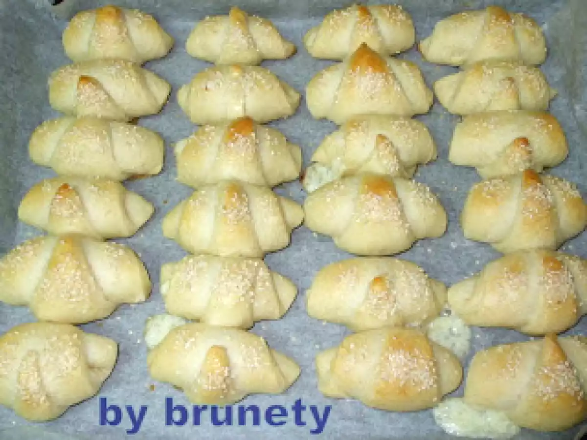 Cornulete cu cascaval - poza 16