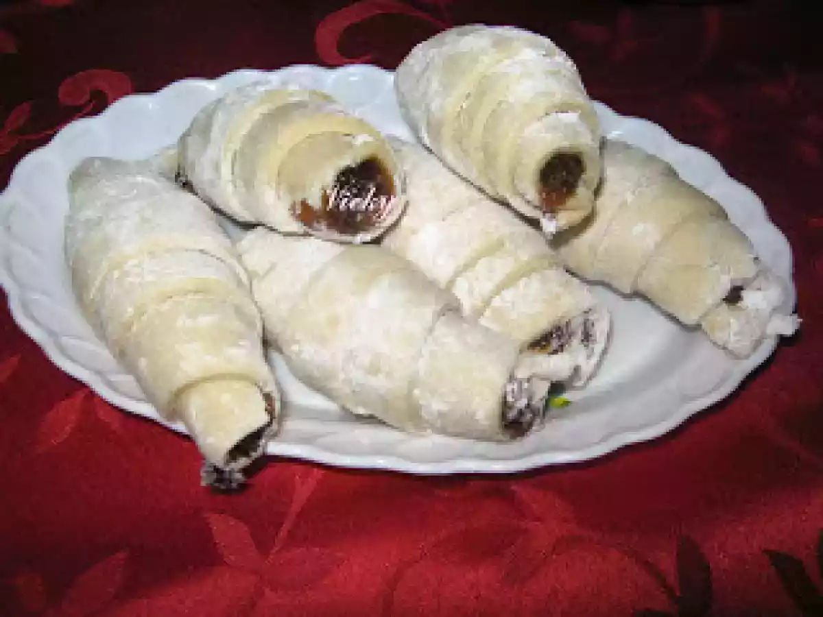 Cornulete cu gem si nuca