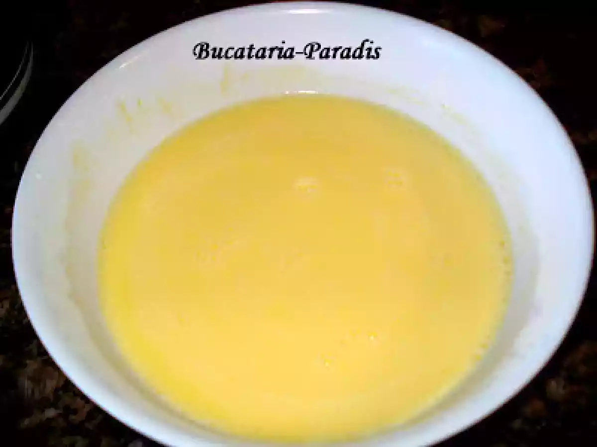 CORNULETE IN DOUA CULORI - poza 4