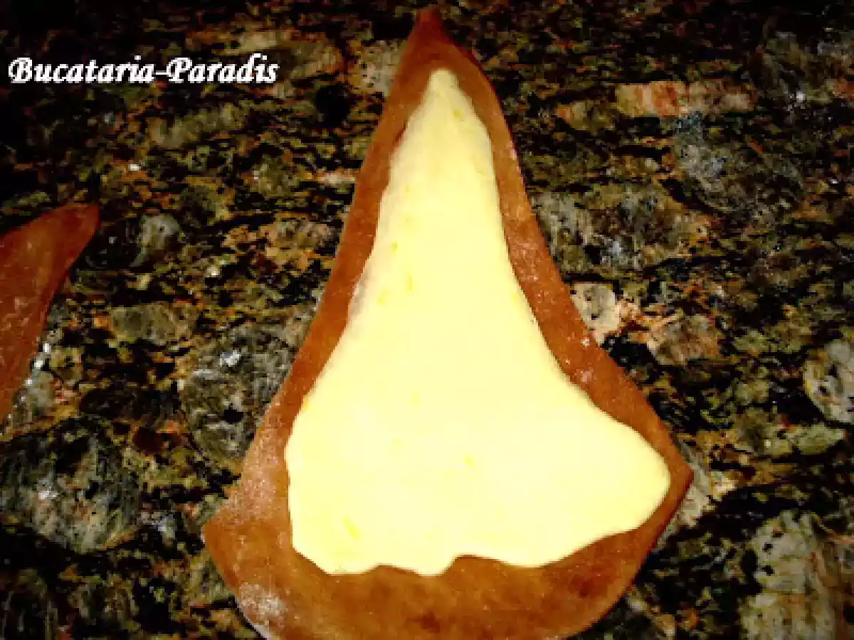 CORNULETE IN DOUA CULORI - poza 16