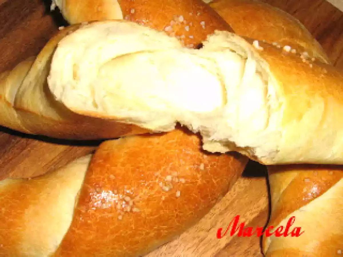 Cornuri de brutar- reteta de la Laura Laurentiu - poza 2