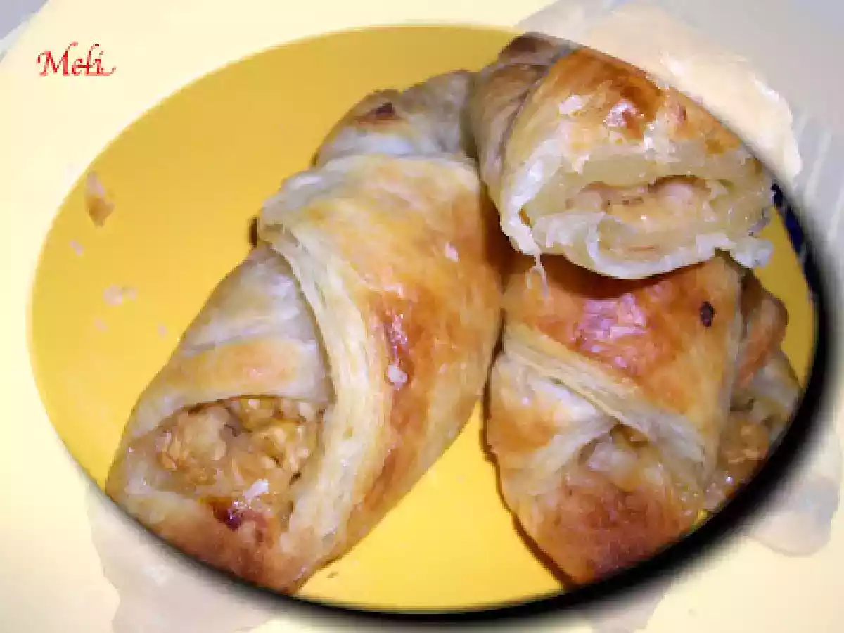 CORNURI DIN FOETAJ CU MERE (de post) - poza 6