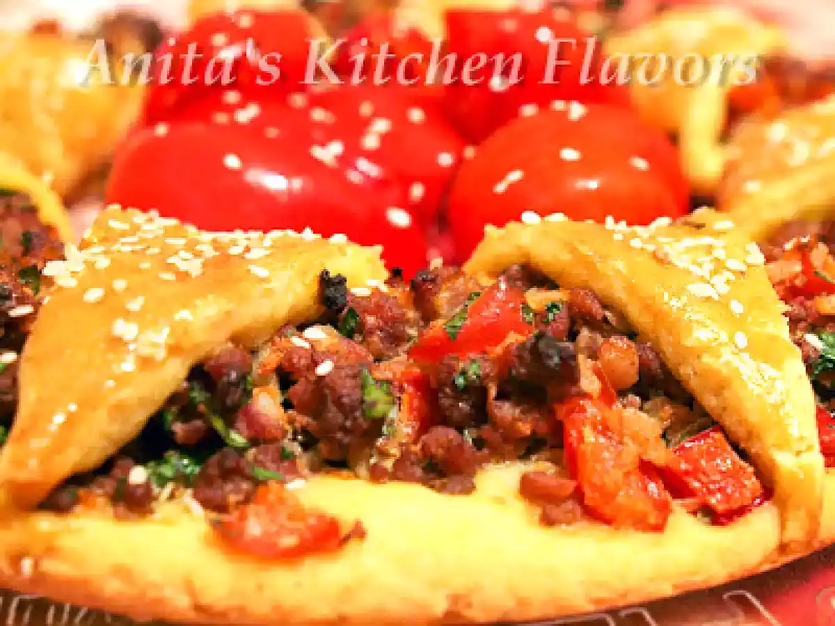 Coronita cu carne tocata