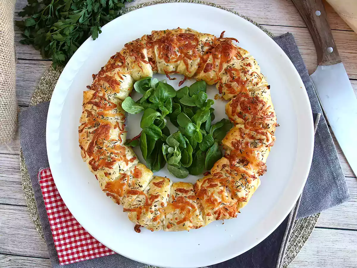 Coroniță cu somon - poza 5