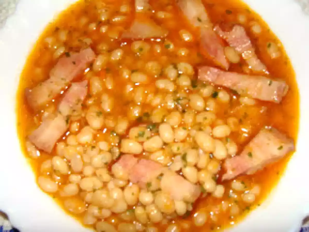 Costita afumata cu fasole boabe - poza 2